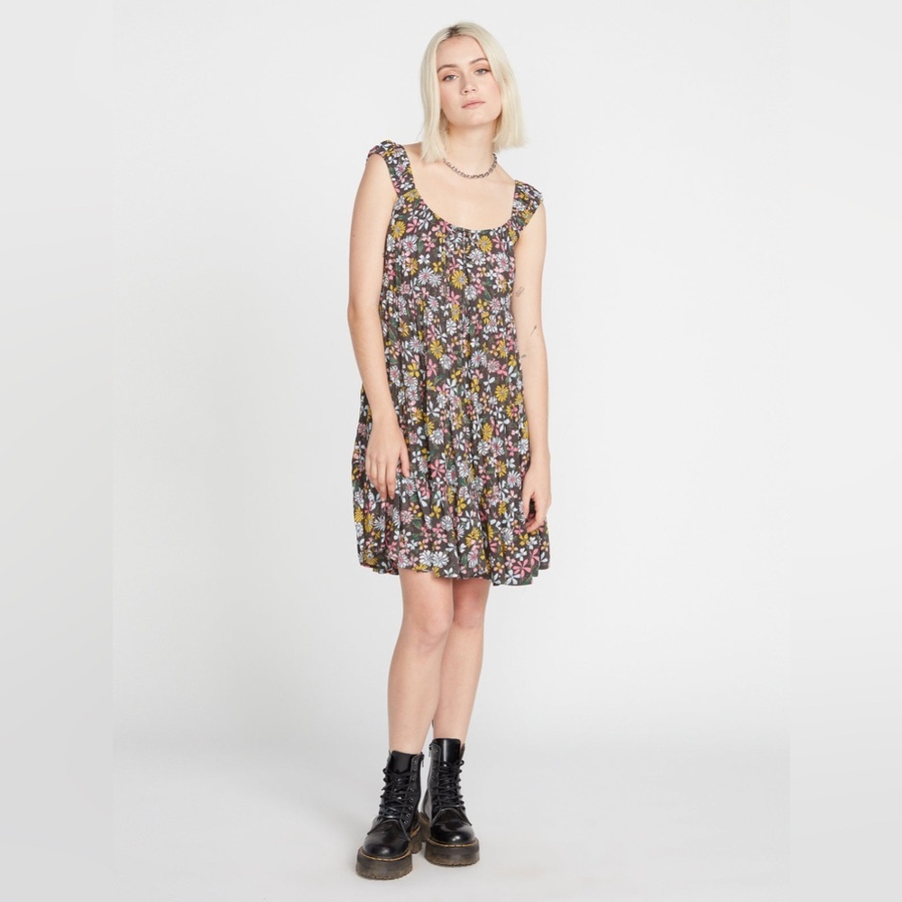 Volcom Floral Short Cap Sleeve Relaxed Babydoll Dress Small